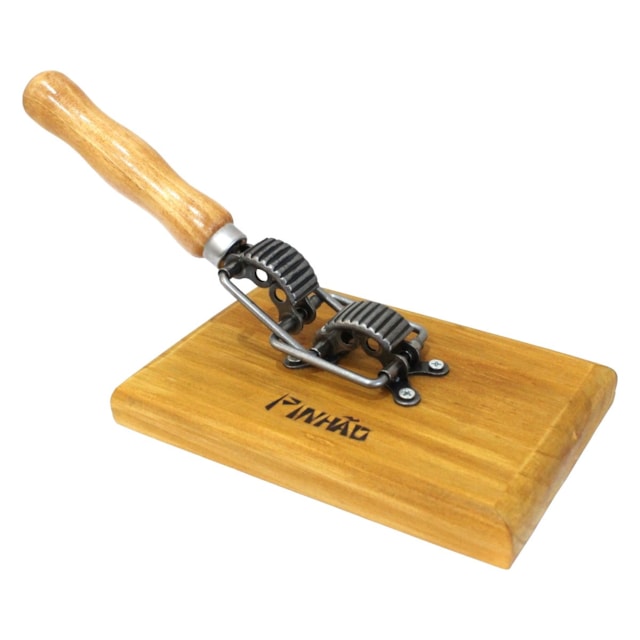 Descascador de Pinhão Manual Prático - Conex Descascador de Pinhão Manual Prático - Conex